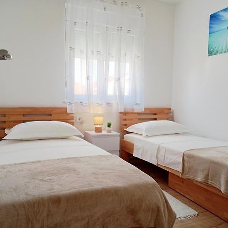 Apartments Villa Odesa With Shared Pool Zadar Luaran gambar