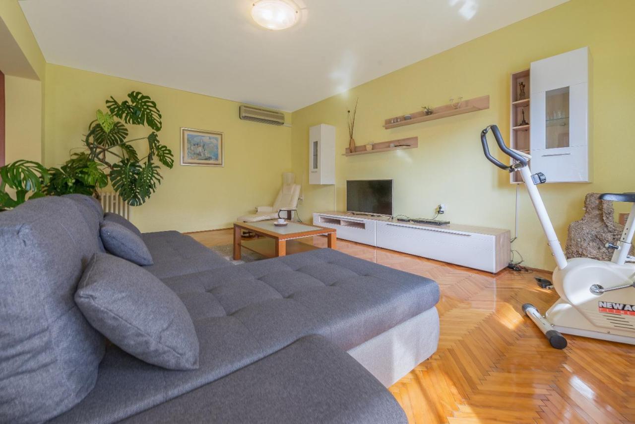 Apartments Villa Odesa With Shared Pool Zadar Luaran gambar