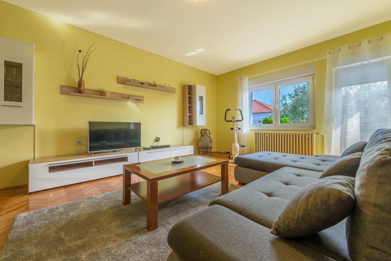 Apartments Villa Odesa With Shared Pool Zadar Luaran gambar