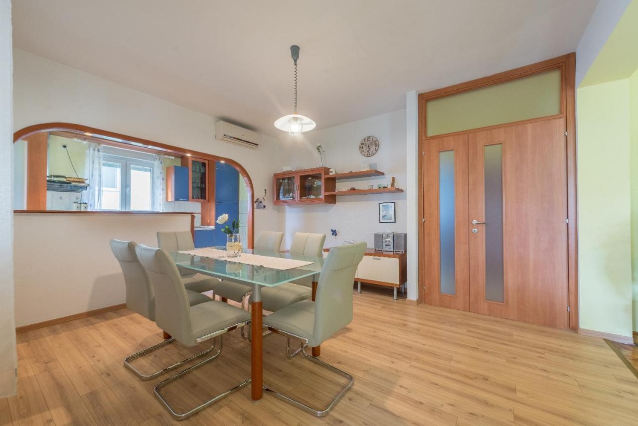 Apartments Villa Odesa With Shared Pool Zadar Luaran gambar