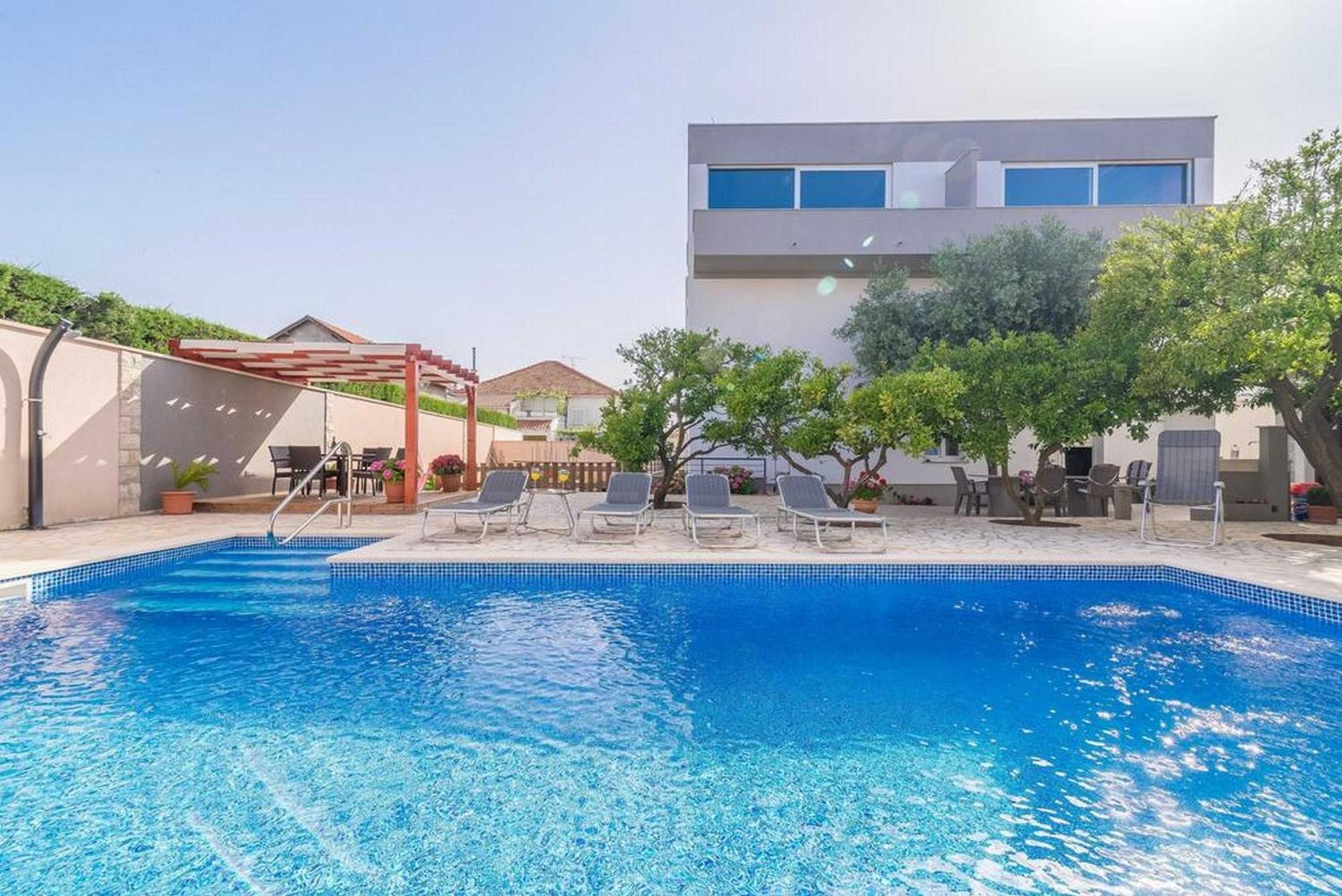 Apartments Villa Odesa With Shared Pool Zadar Bilik gambar