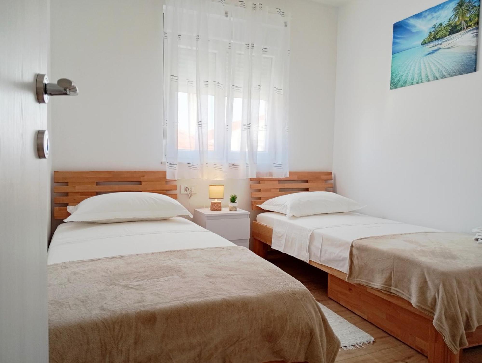 Apartments Villa Odesa With Shared Pool Zadar Luaran gambar