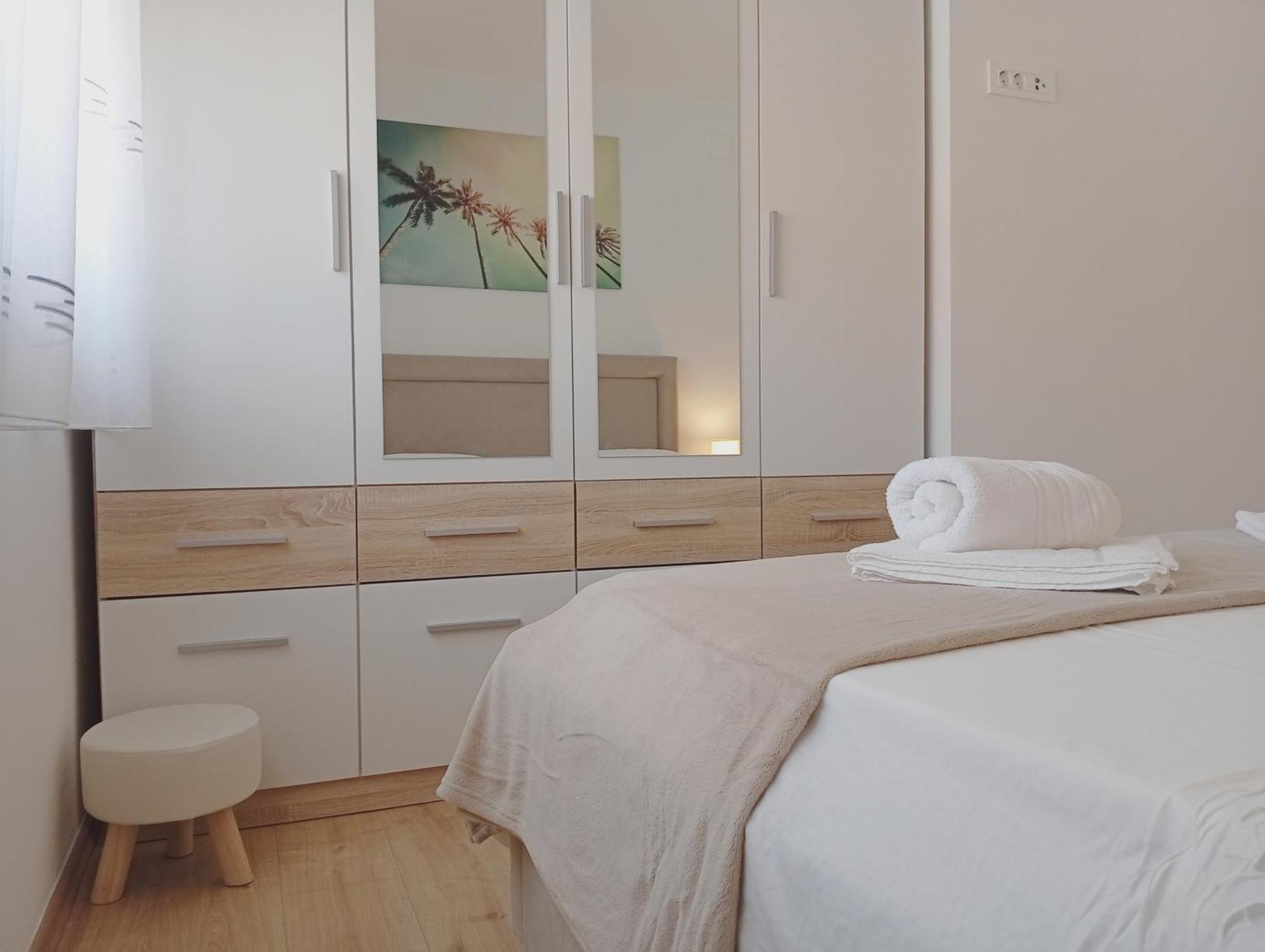 Apartments Villa Odesa With Shared Pool Zadar Luaran gambar