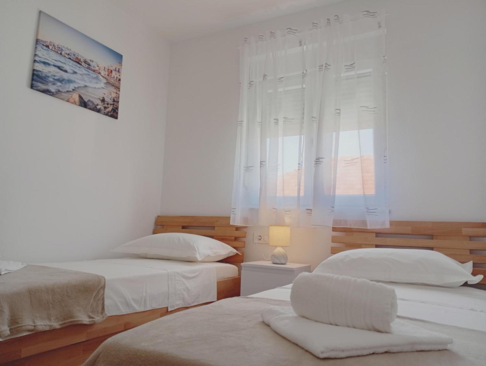 Apartments Villa Odesa With Shared Pool Zadar Bilik gambar