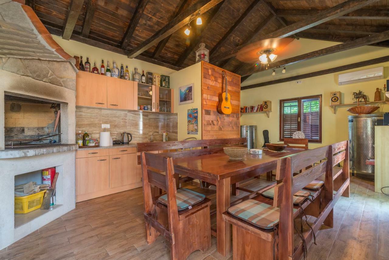 Apartments Villa Odesa With Shared Pool Zadar Luaran gambar