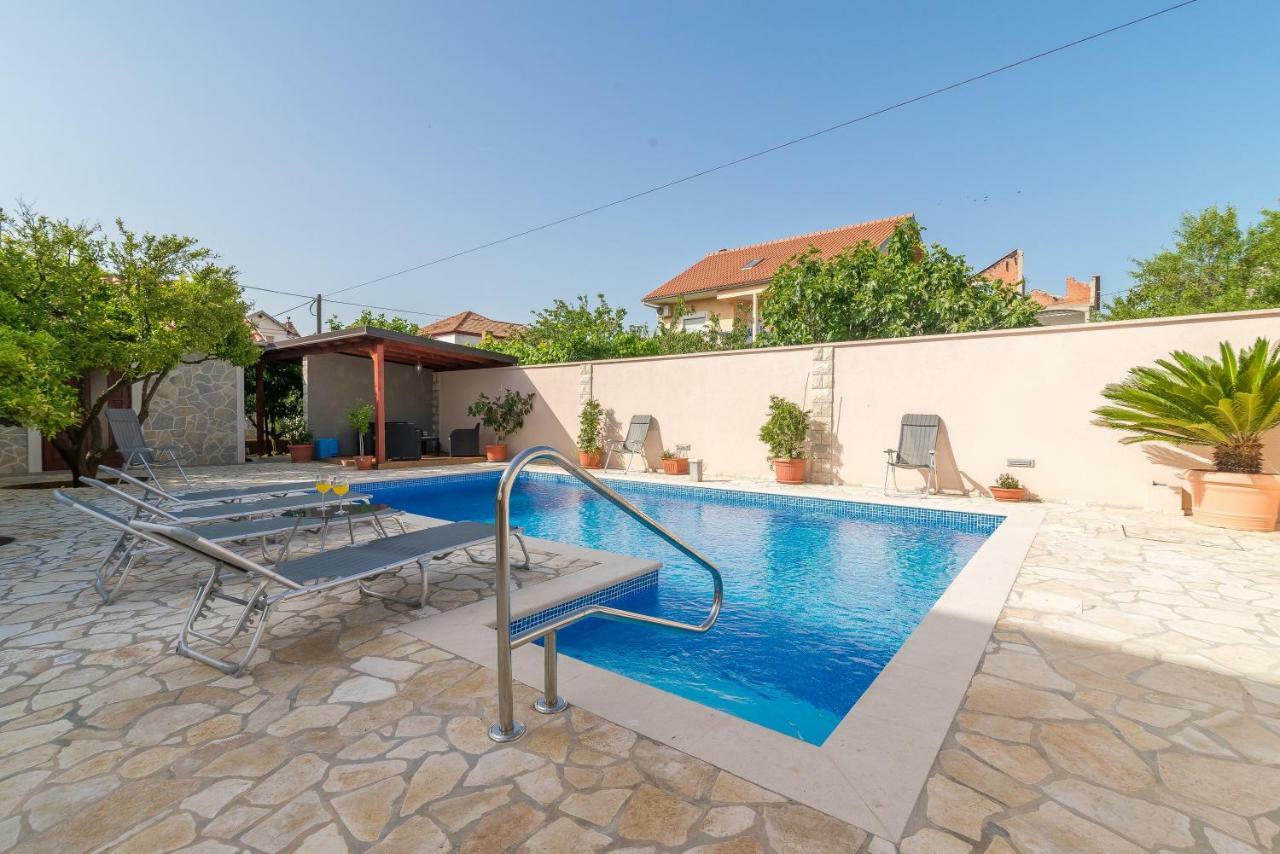 Apartments Villa Odesa With Shared Pool Zadar Luaran gambar